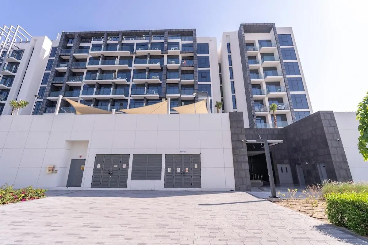 Lovable Studio With Street View At Azizi Riviera In Meydan One Apartment Dubai